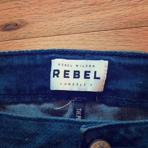 Pin Up Skinny Jeans - Rebel Wilson x Angels